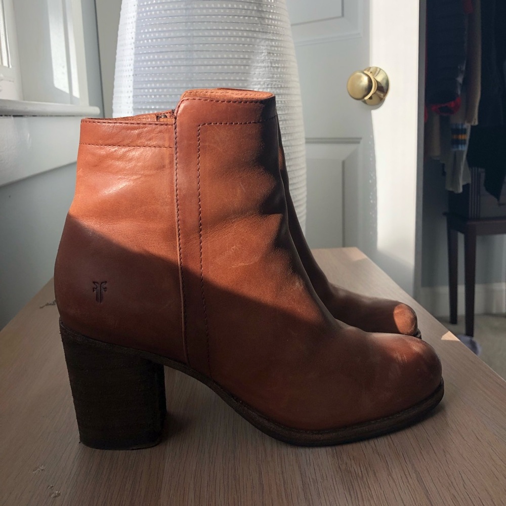 Frye boots SO CUTE